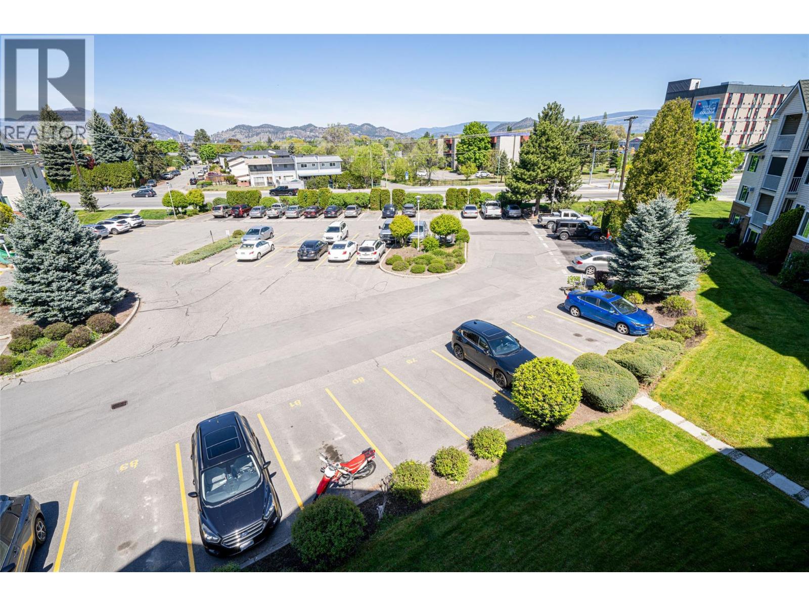 3160 Casorso Road Unit# 407