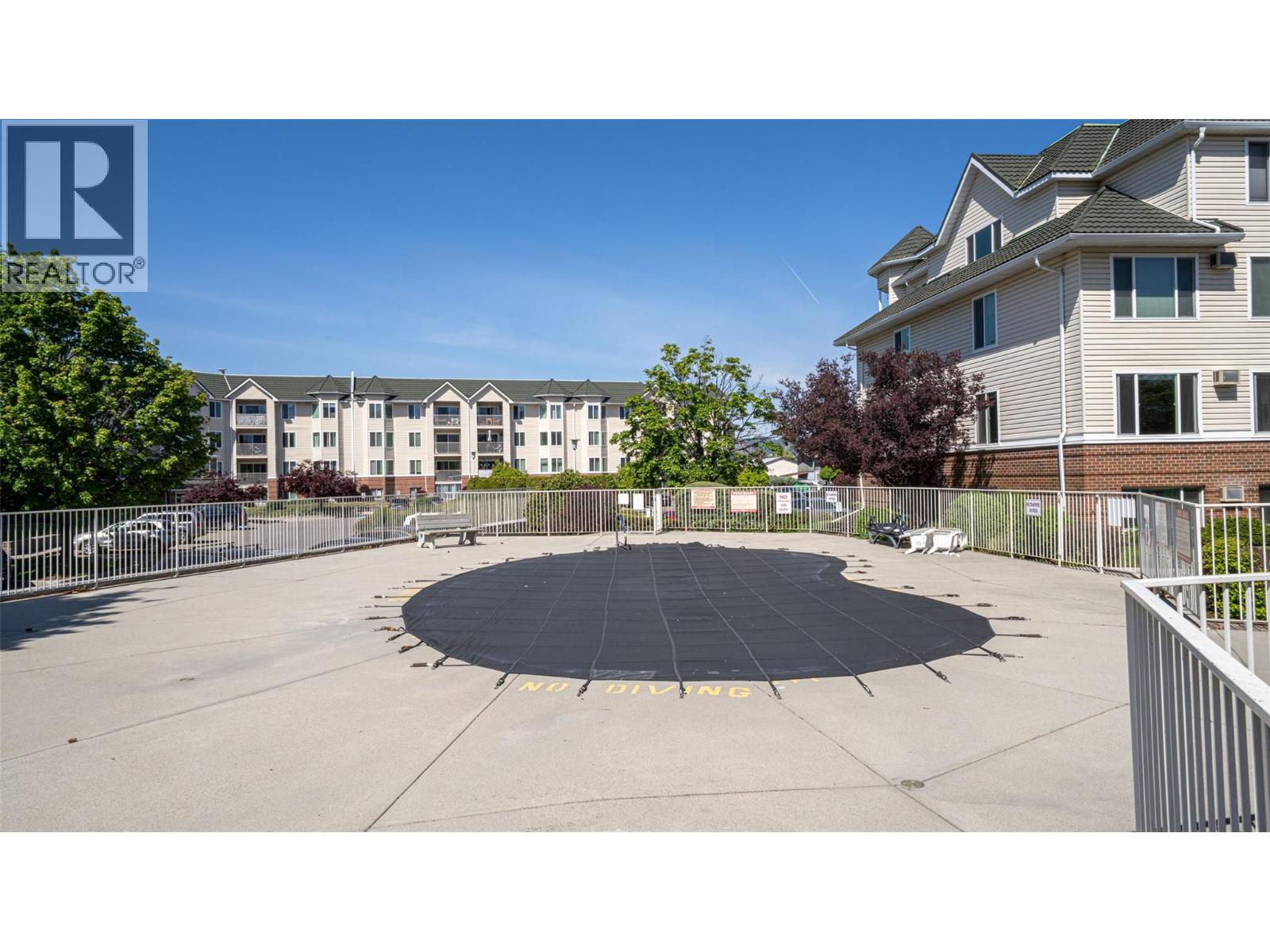 3160 Casorso Road Unit# 407