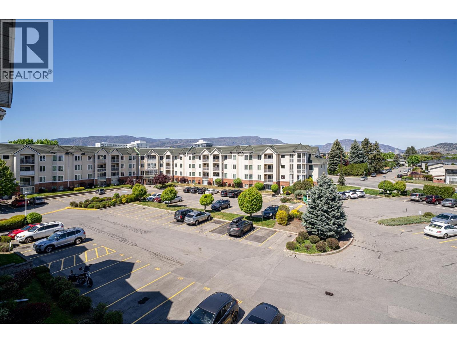 3160 Casorso Road Unit# 407
