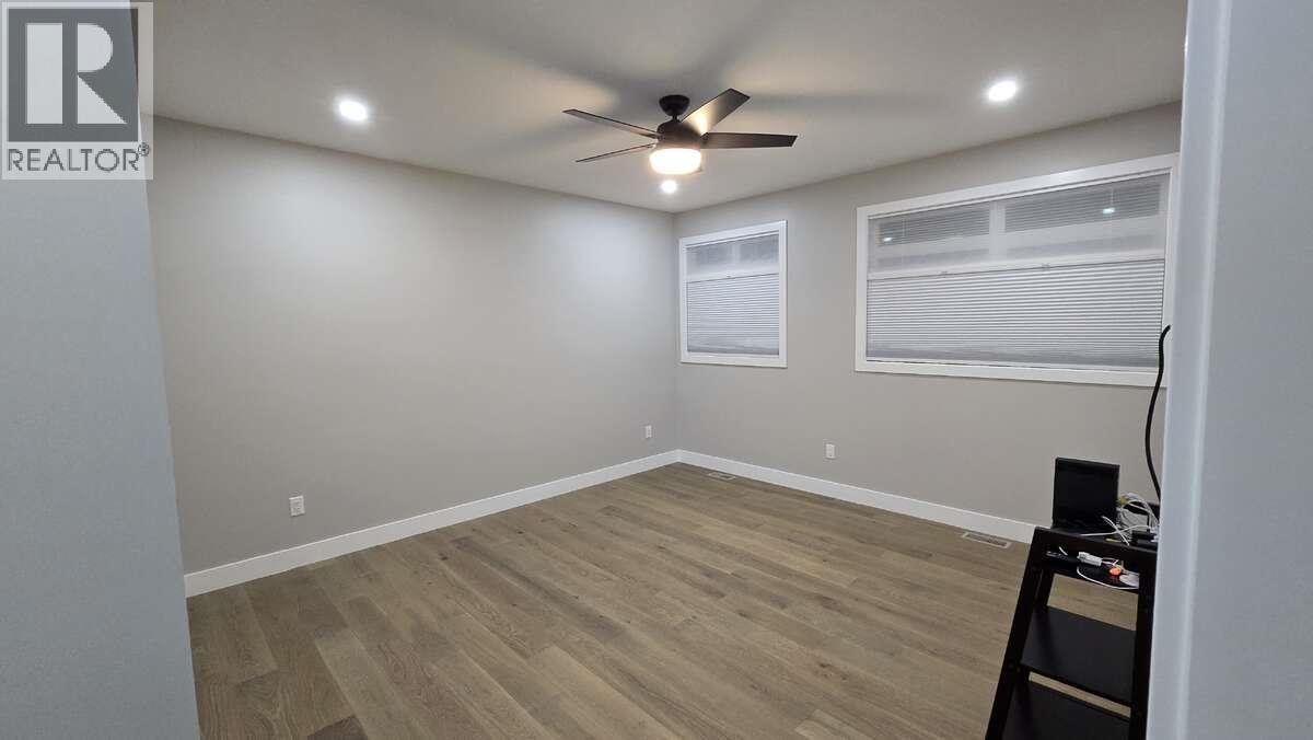 2852 Canyon Crest Drive