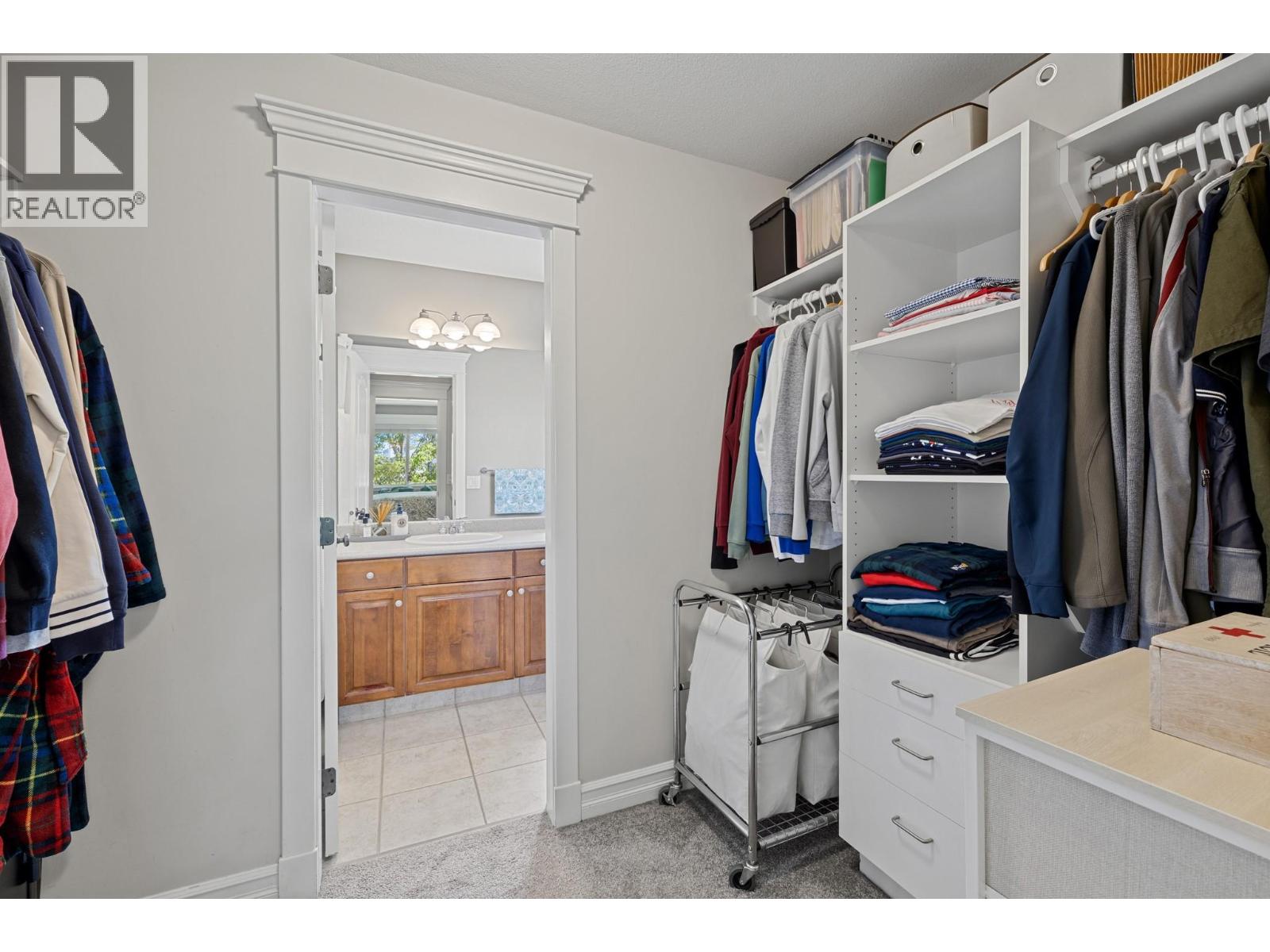 4049 Lakeshore Road Unit# 103