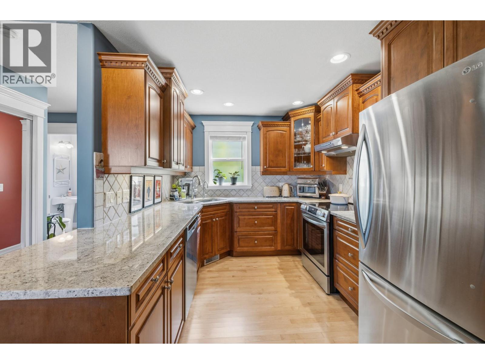 4049 Lakeshore Road Unit# 103