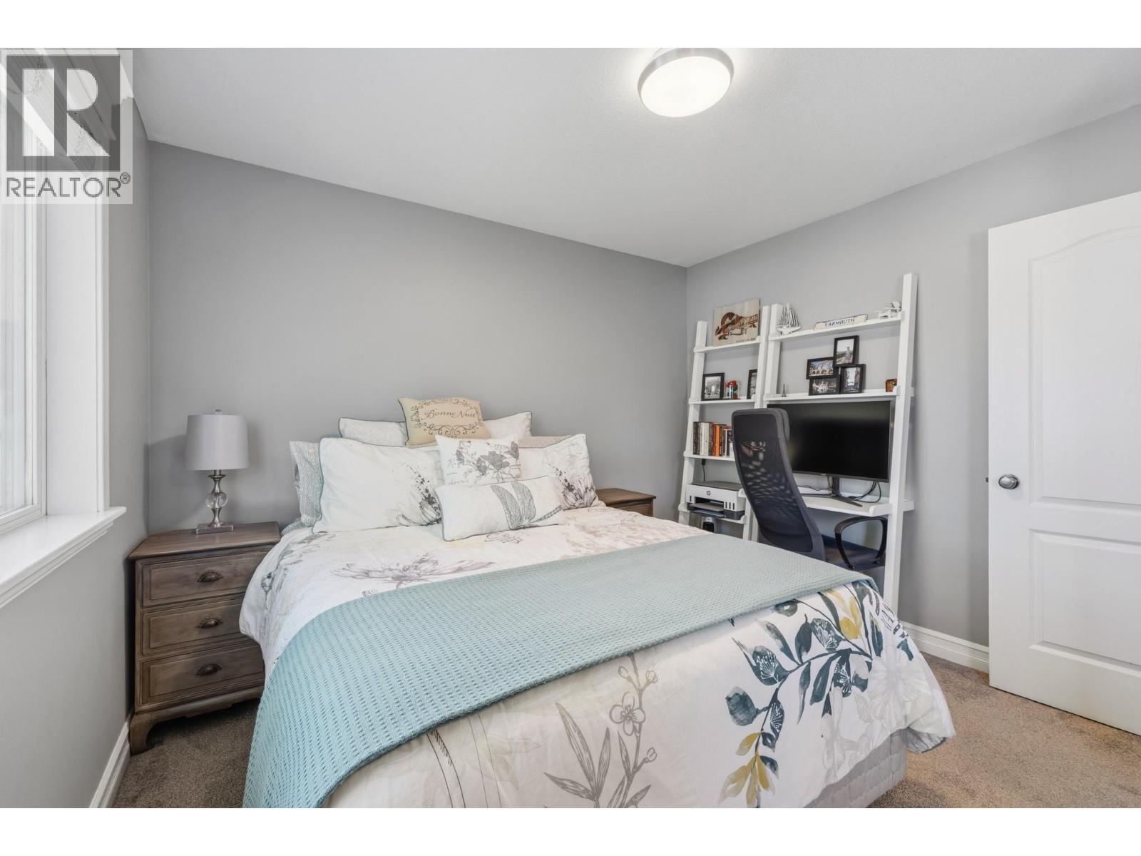 4049 Lakeshore Road Unit# 103