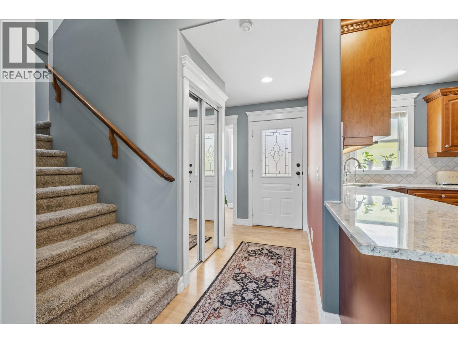 4049 Lakeshore Road Unit# 103