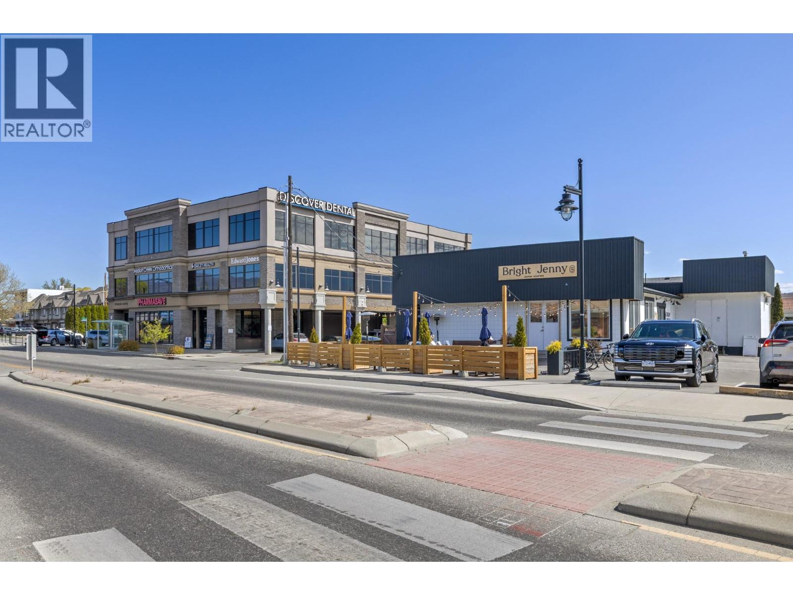4049 Lakeshore Road Unit# 103
