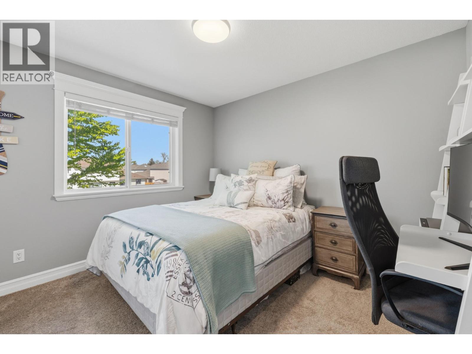 4049 Lakeshore Road Unit# 103
