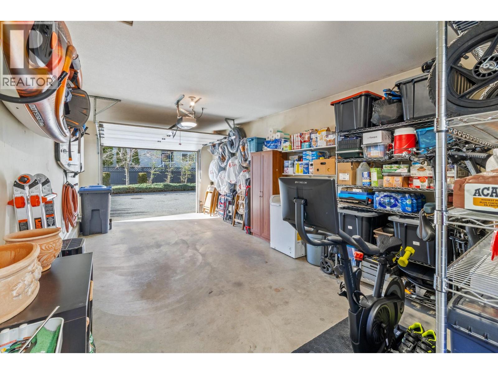 4049 Lakeshore Road Unit# 103