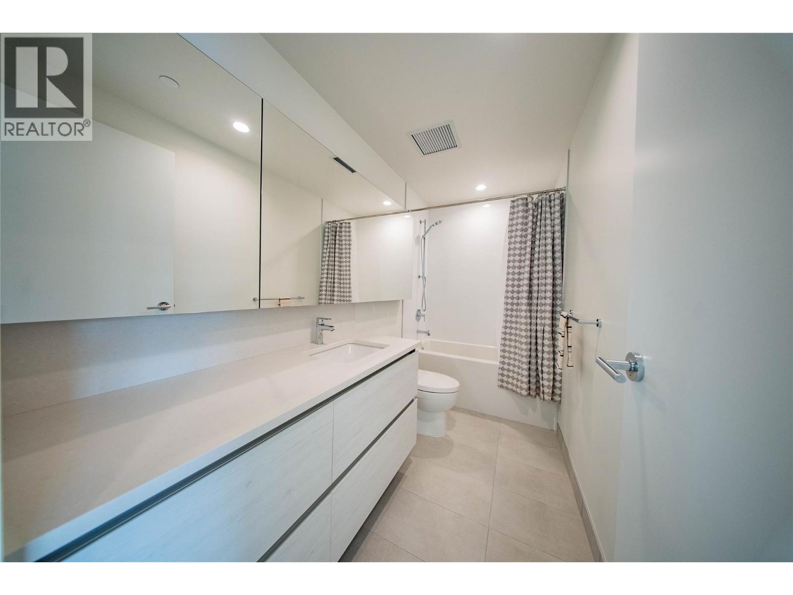 238 Leon Avenue Unit# 1408