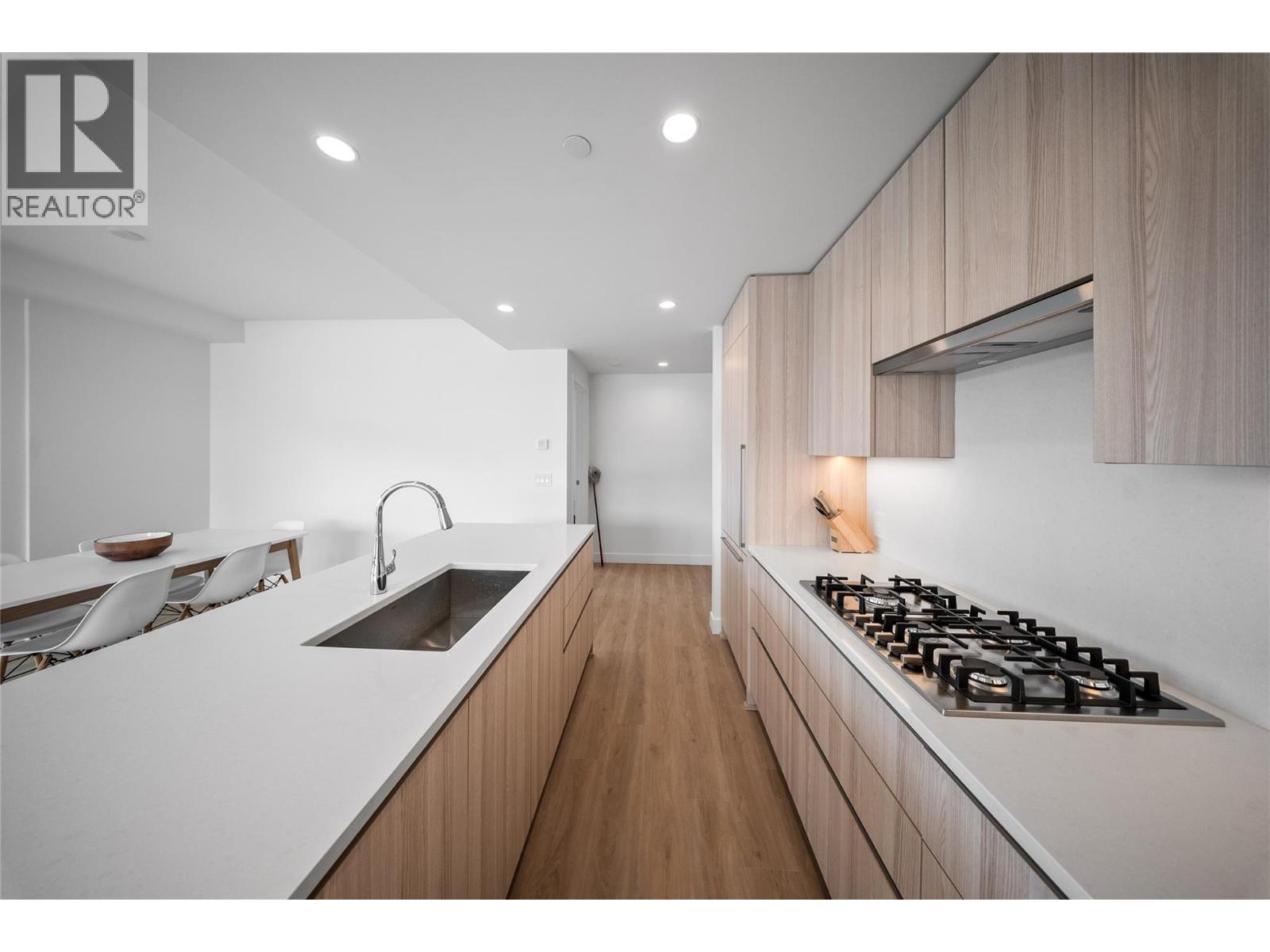 238 Leon Avenue Unit# 1408