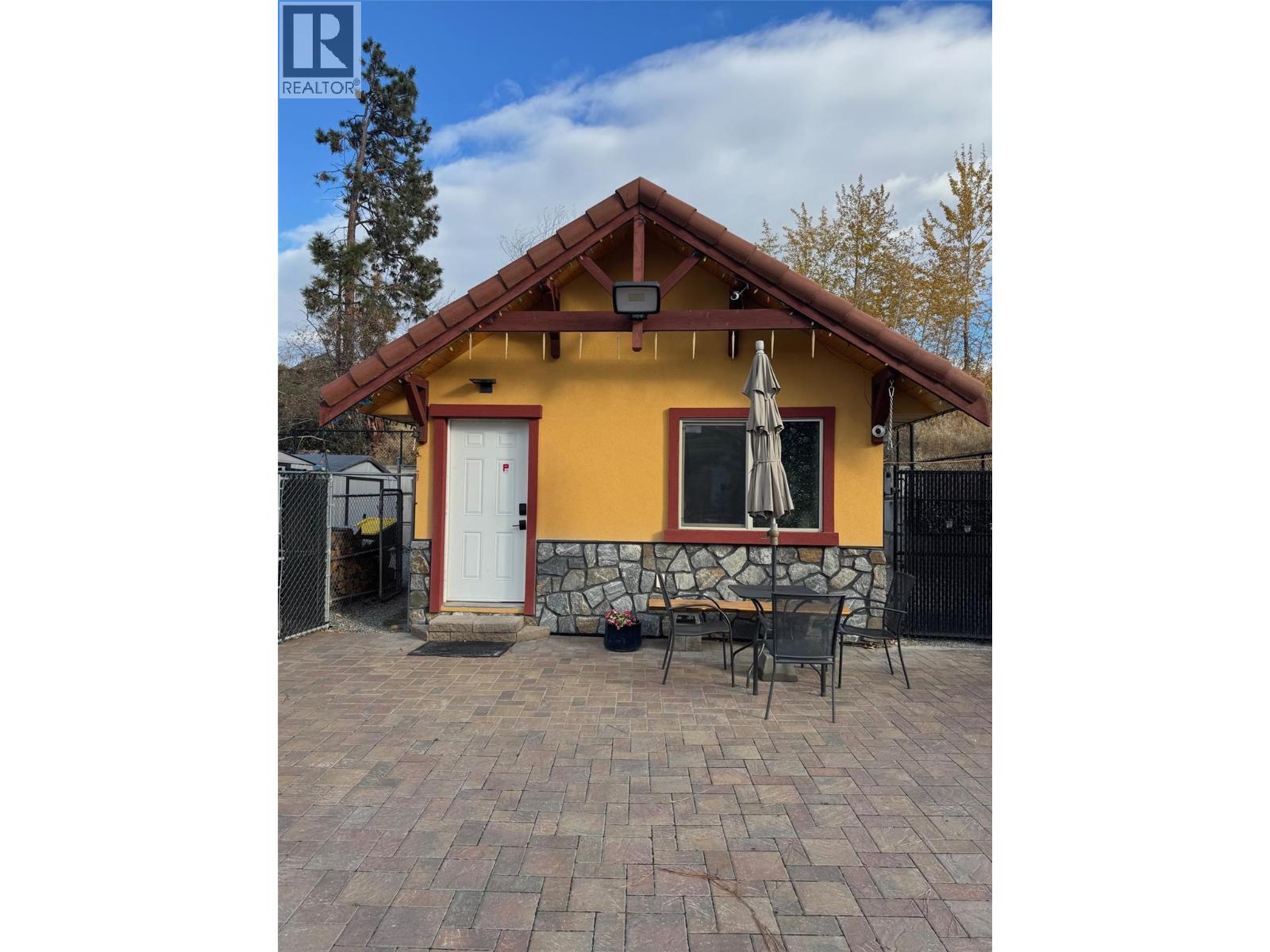 1727 Davidson Road