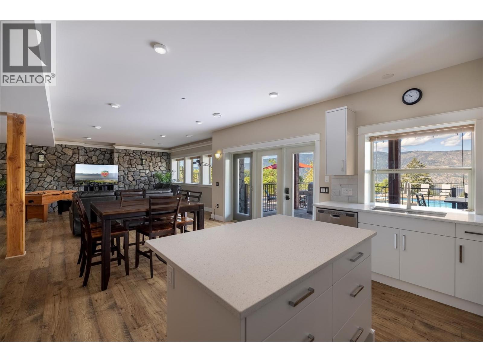 1727 Davidson Road