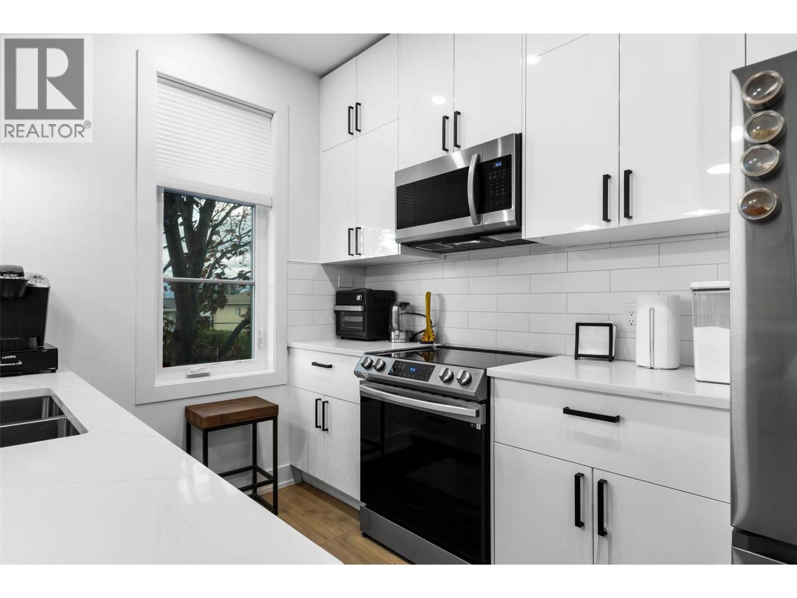 745 Morrison Avenue Unit# 4