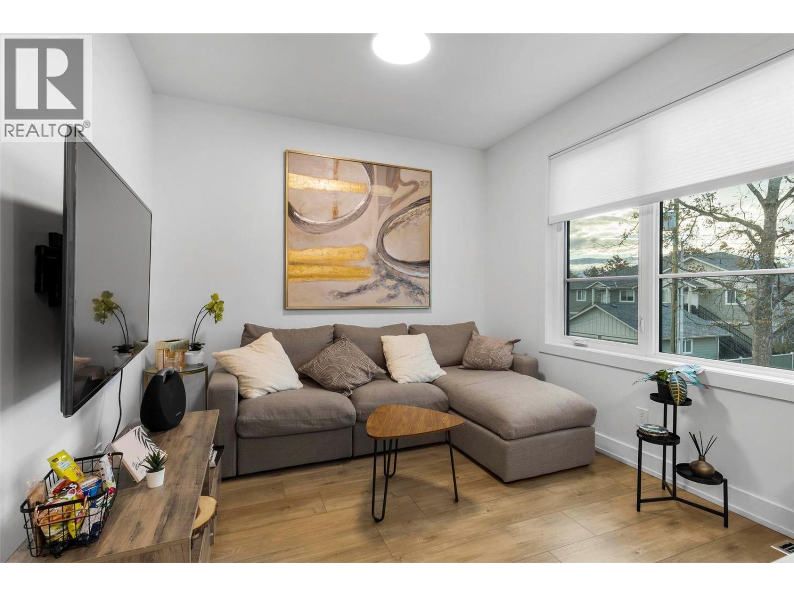 745 Morrison Avenue Unit# 4