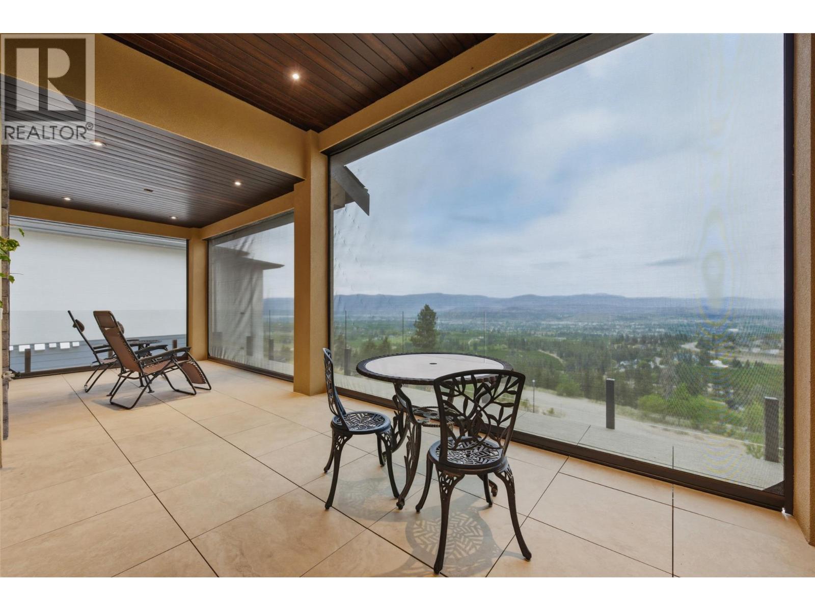 2200 Cortina Drive