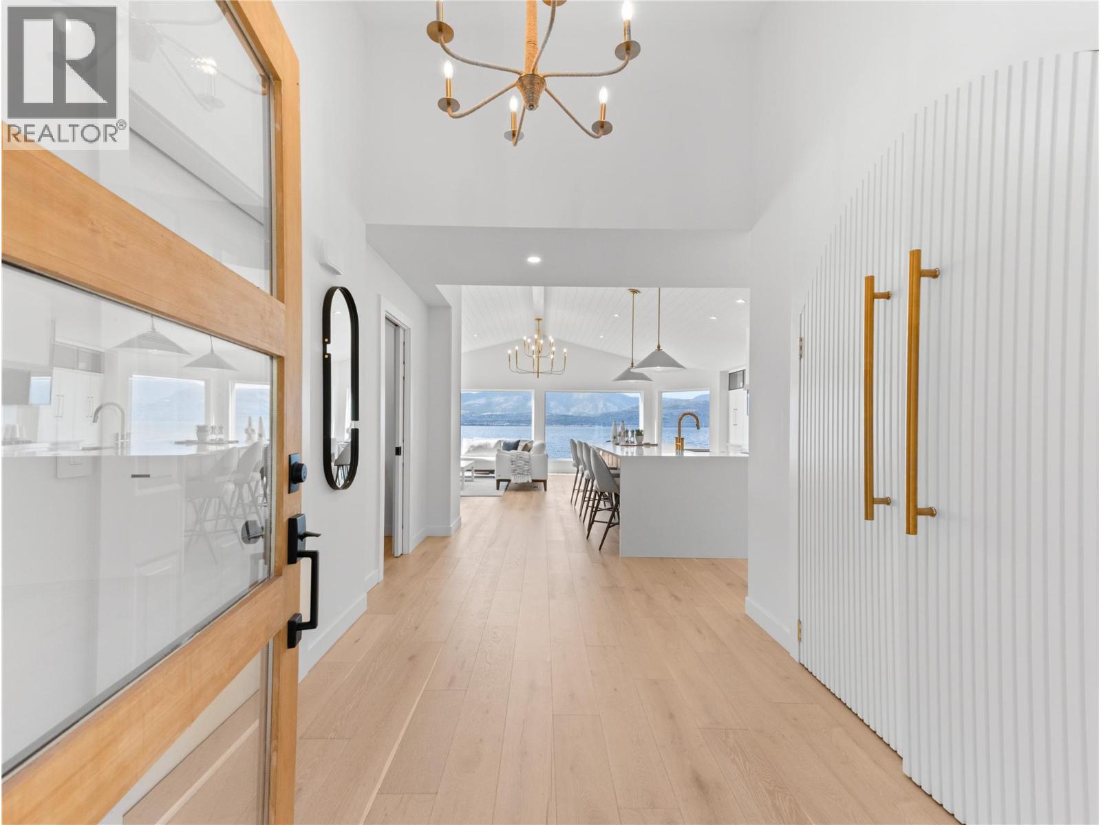 5538 Lakeshore Road