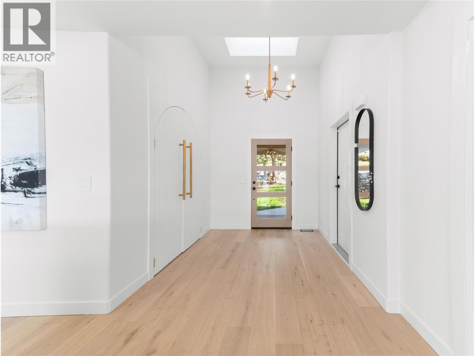 5538 Lakeshore Road