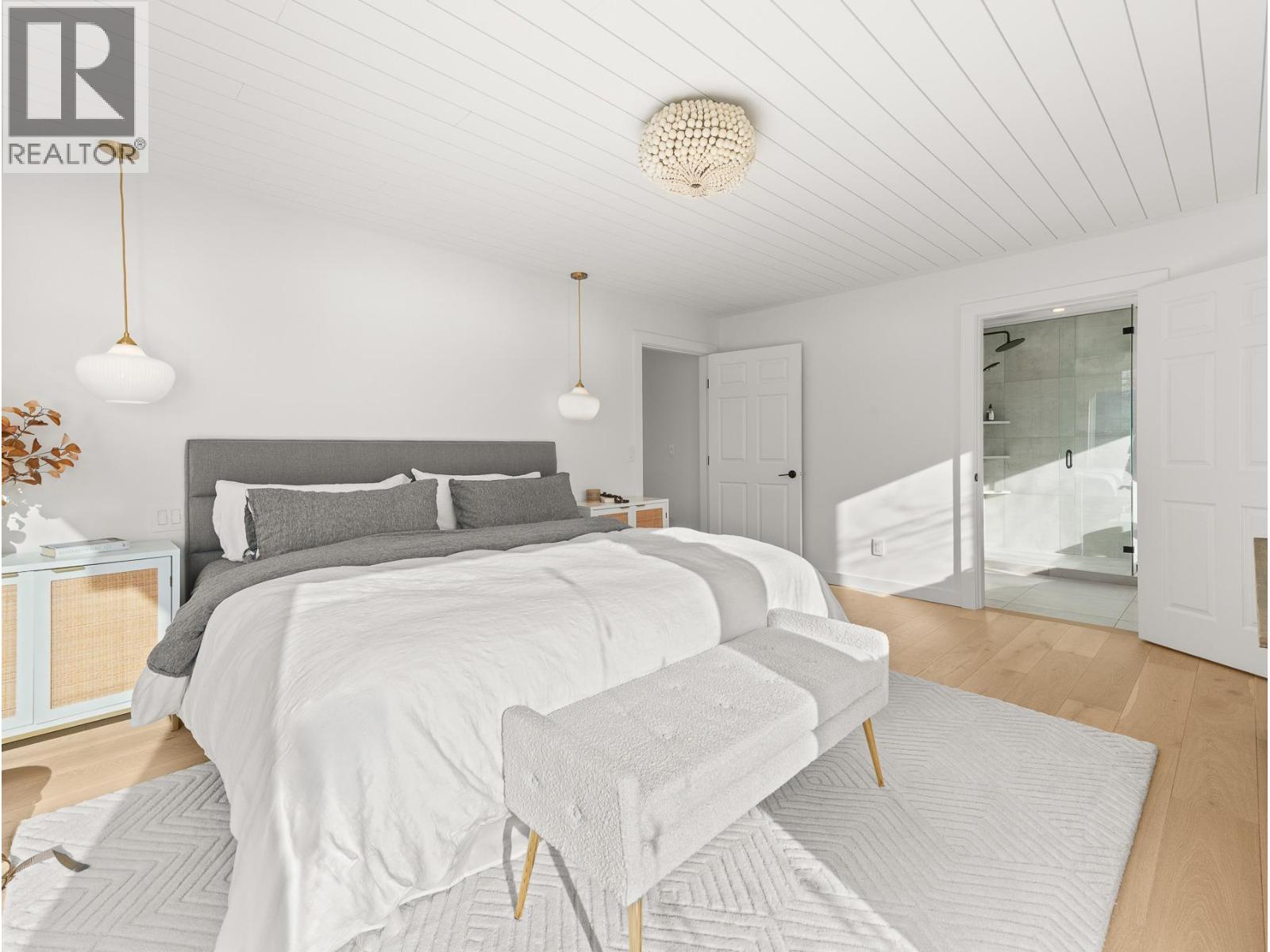 5538 Lakeshore Road