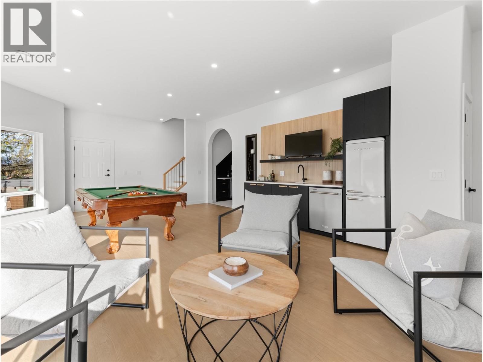 5538 Lakeshore Road