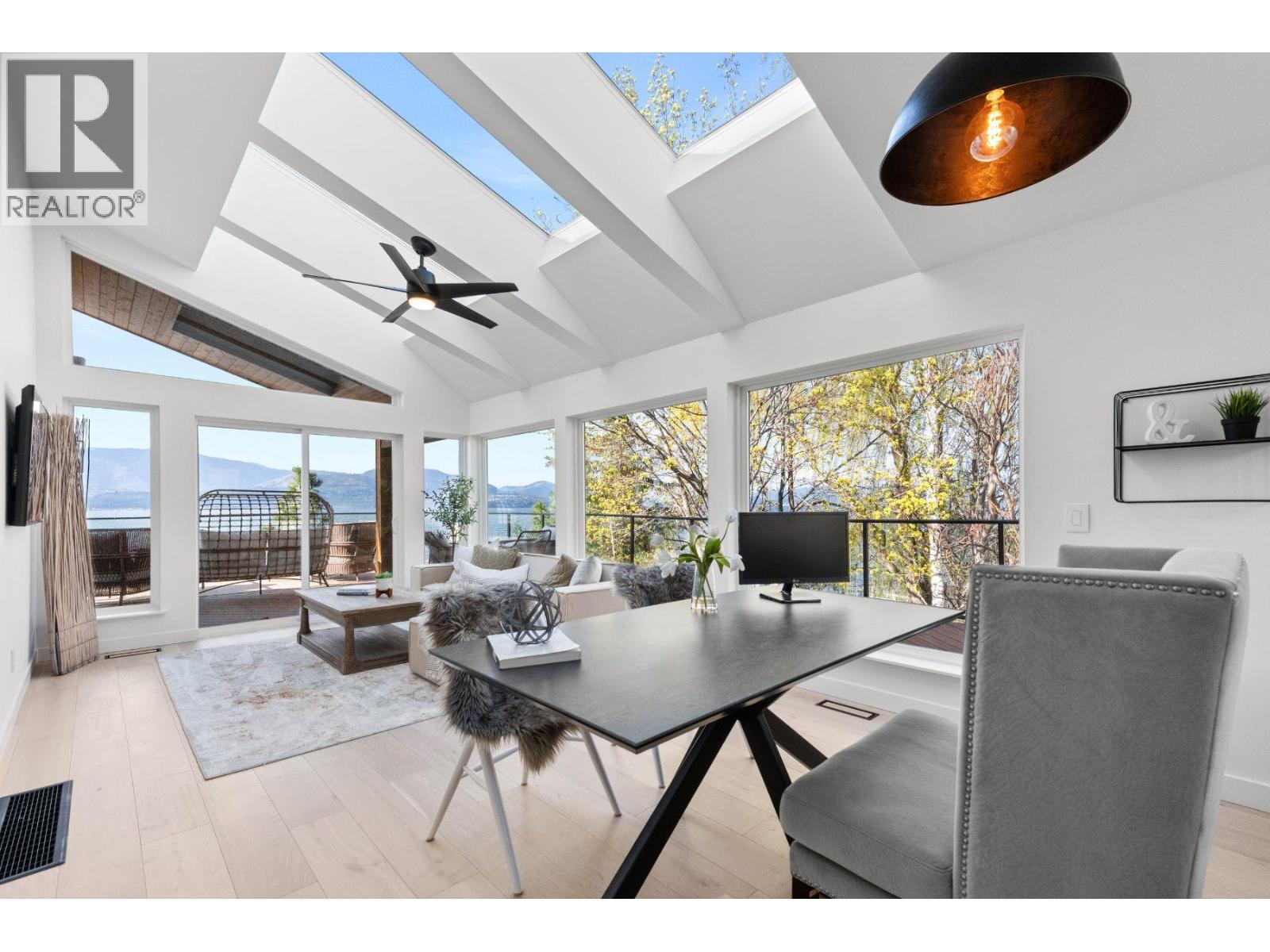 5538 Lakeshore Road