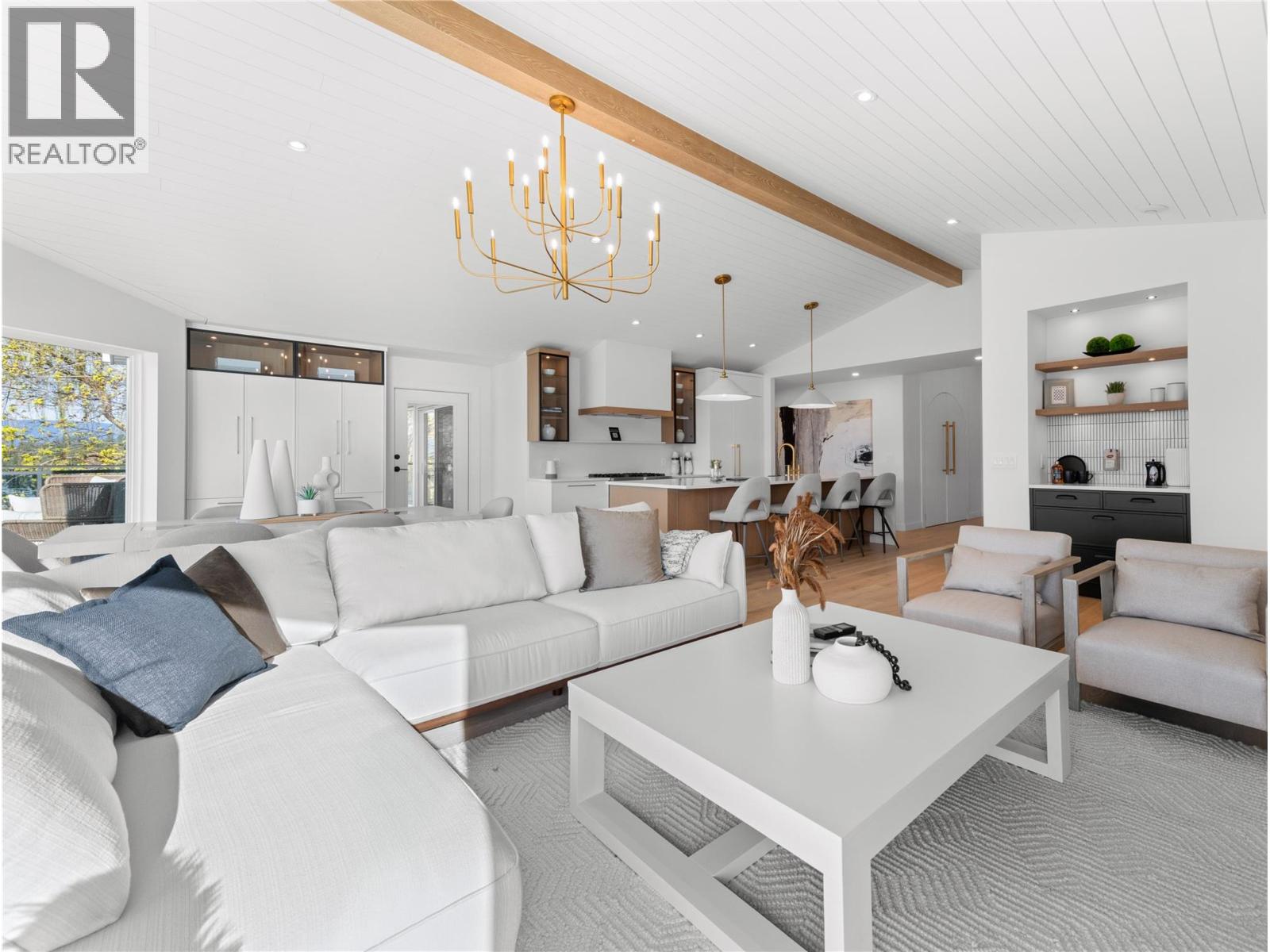 5538 Lakeshore Road