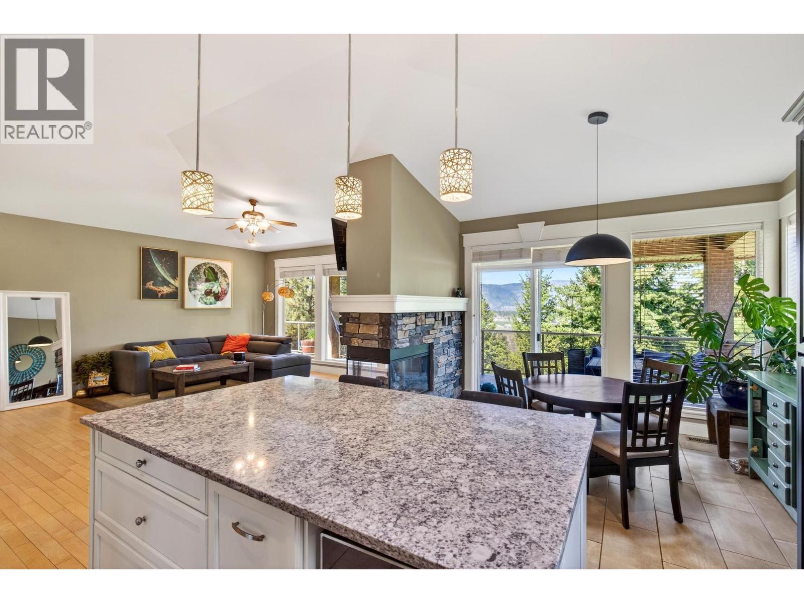 2216 Quail Run Drive