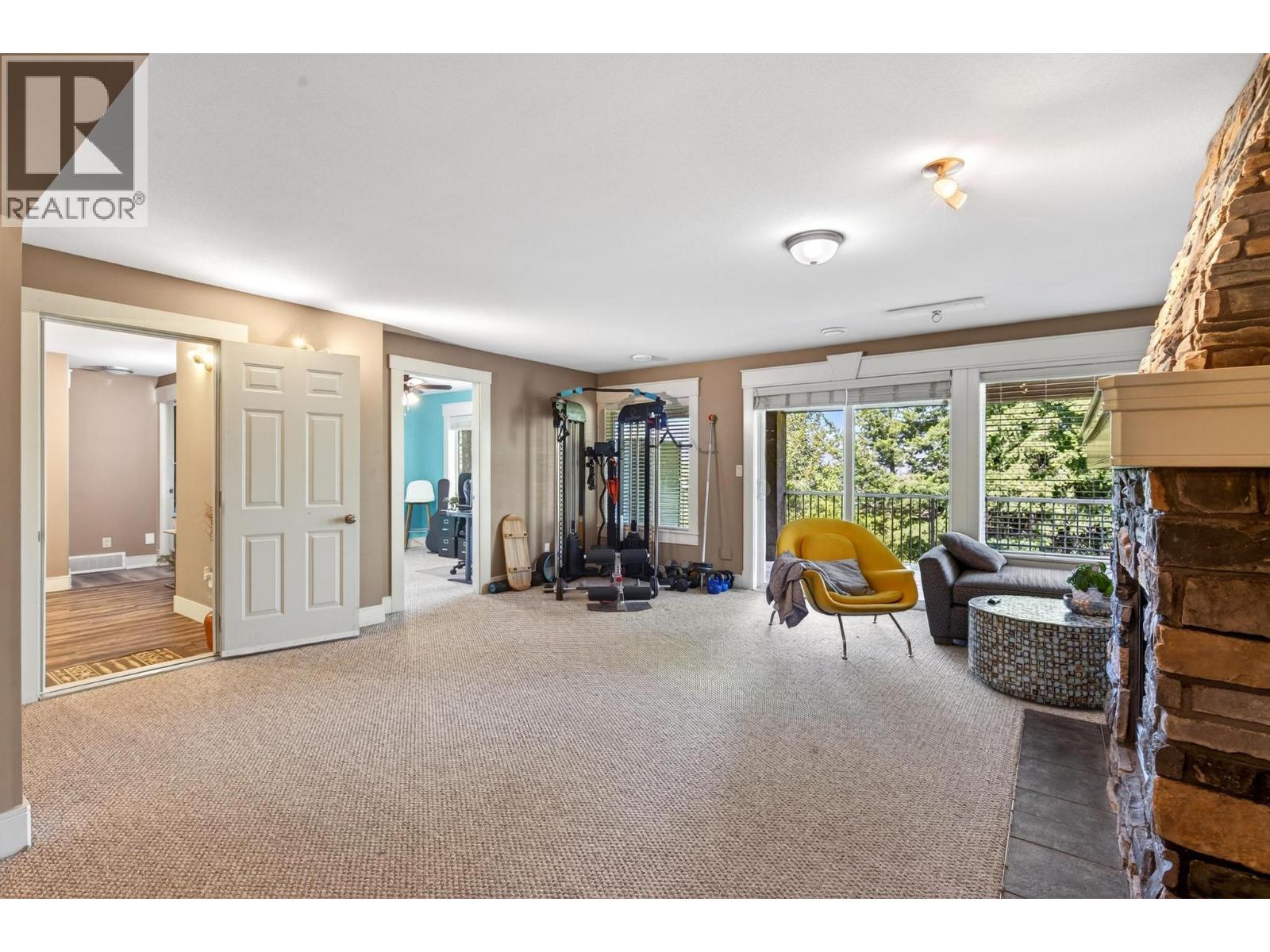 2216 Quail Run Drive