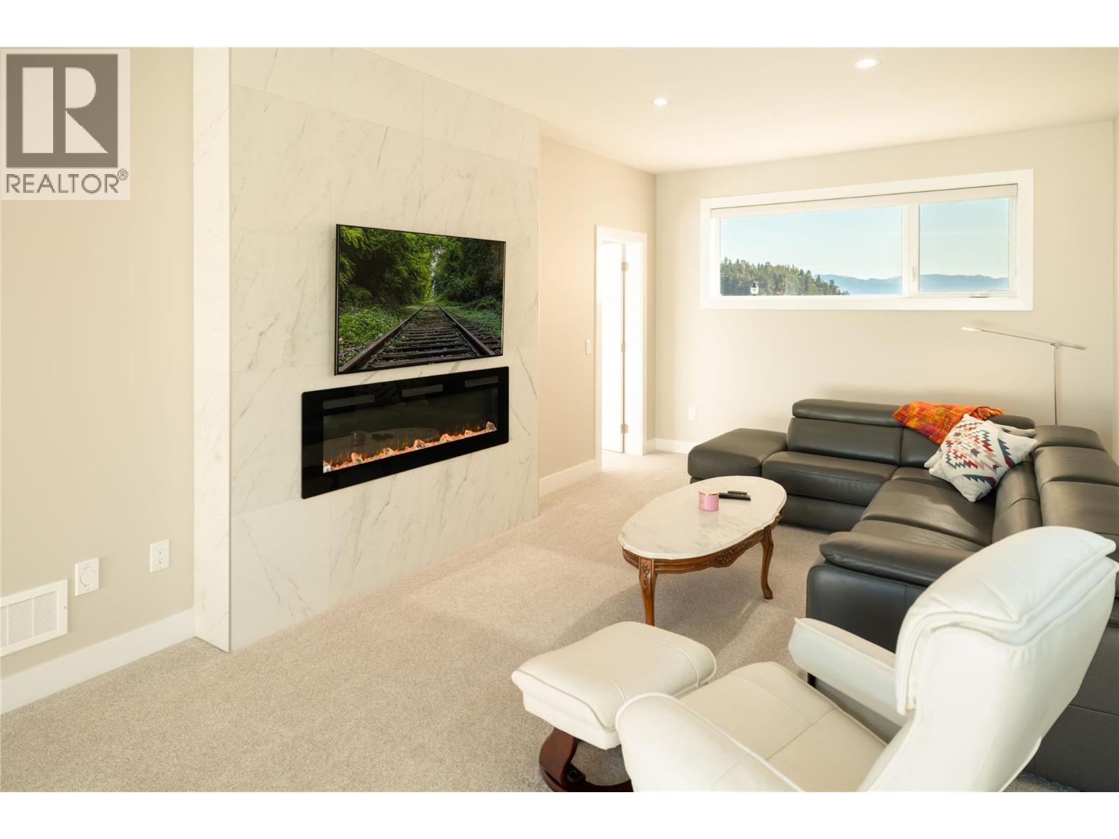 274 Summer Wood Drive