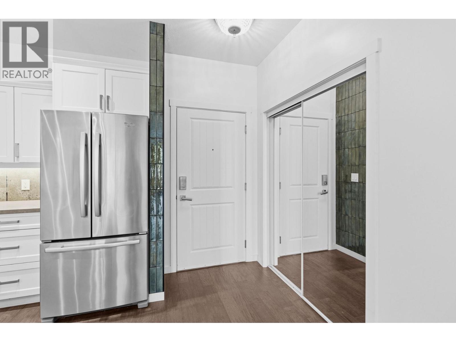 3733 Casorso Road Unit# 103