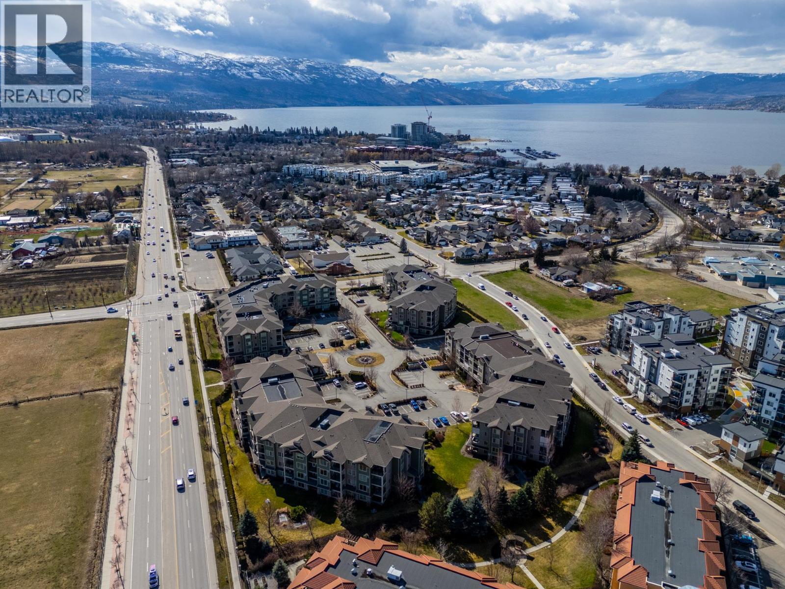 3733 Casorso Road Unit# 103