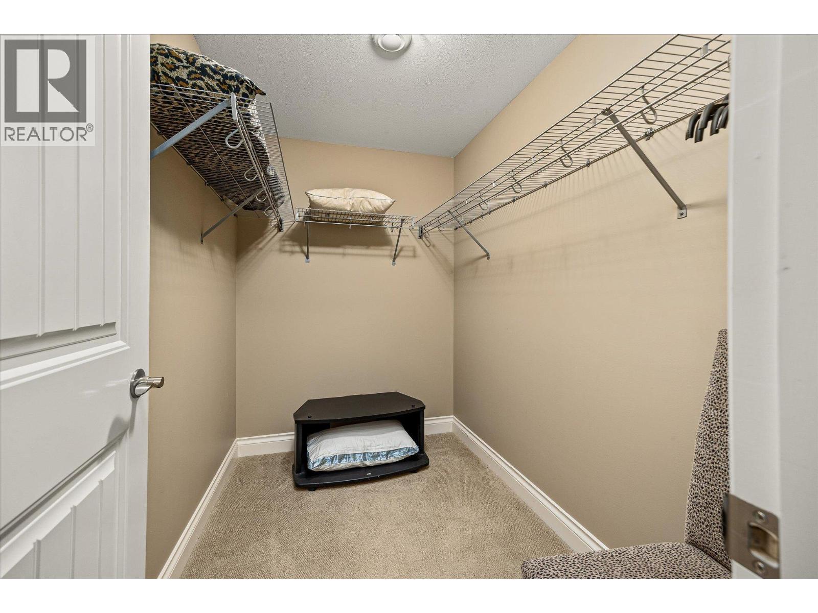 875 Stockley Street Unit# 26