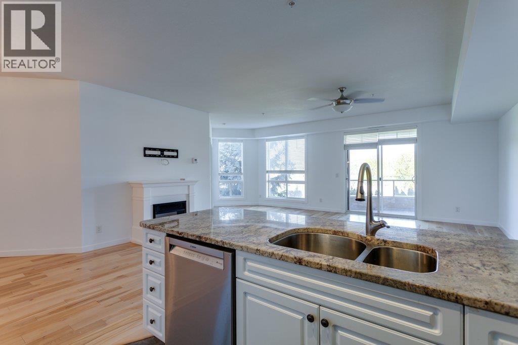 3550 Woodsdale Road Unit# 212