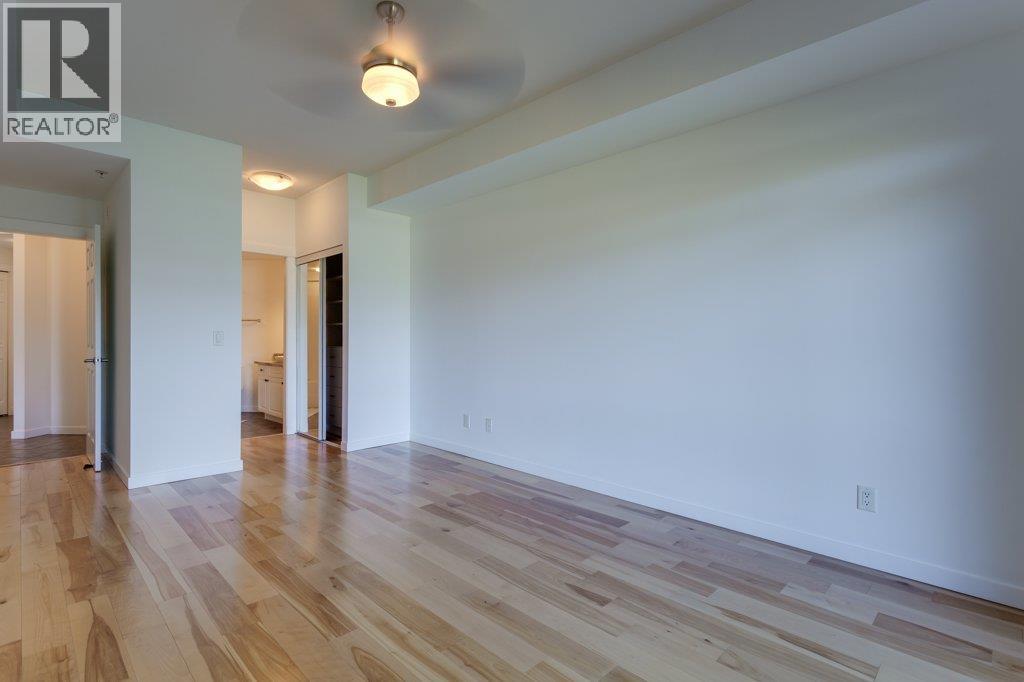 3550 Woodsdale Road Unit# 212