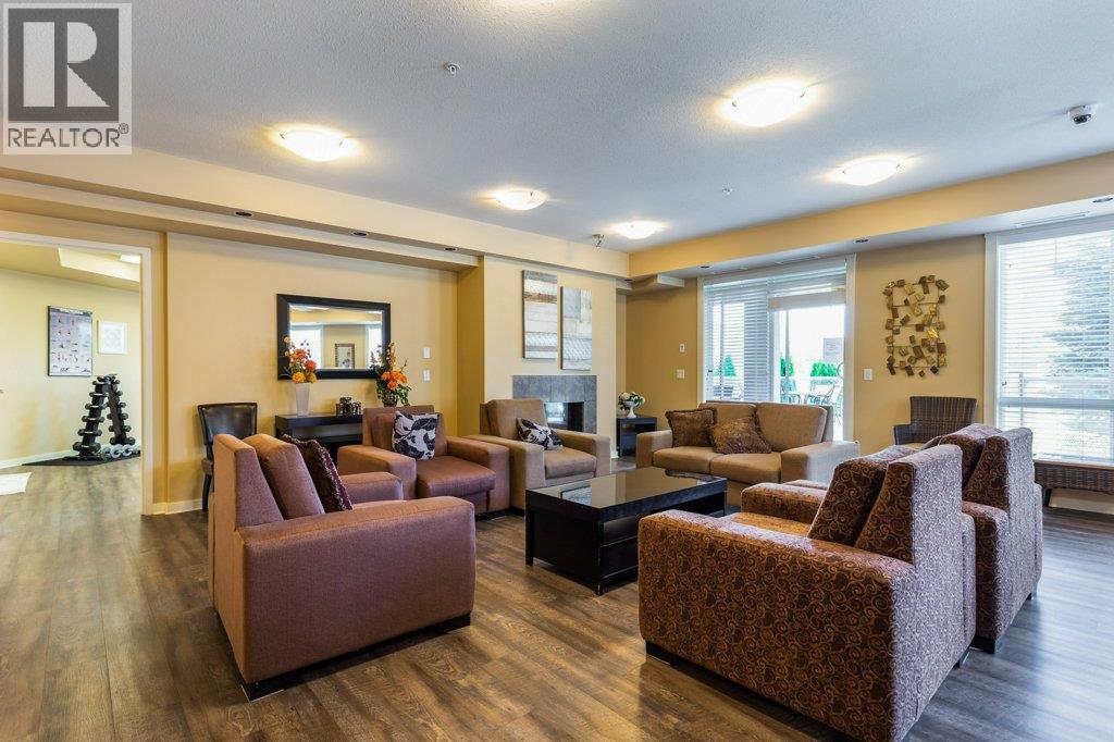 3550 Woodsdale Road Unit# 212