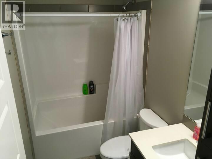 925 Leon Avenue Unit# 435