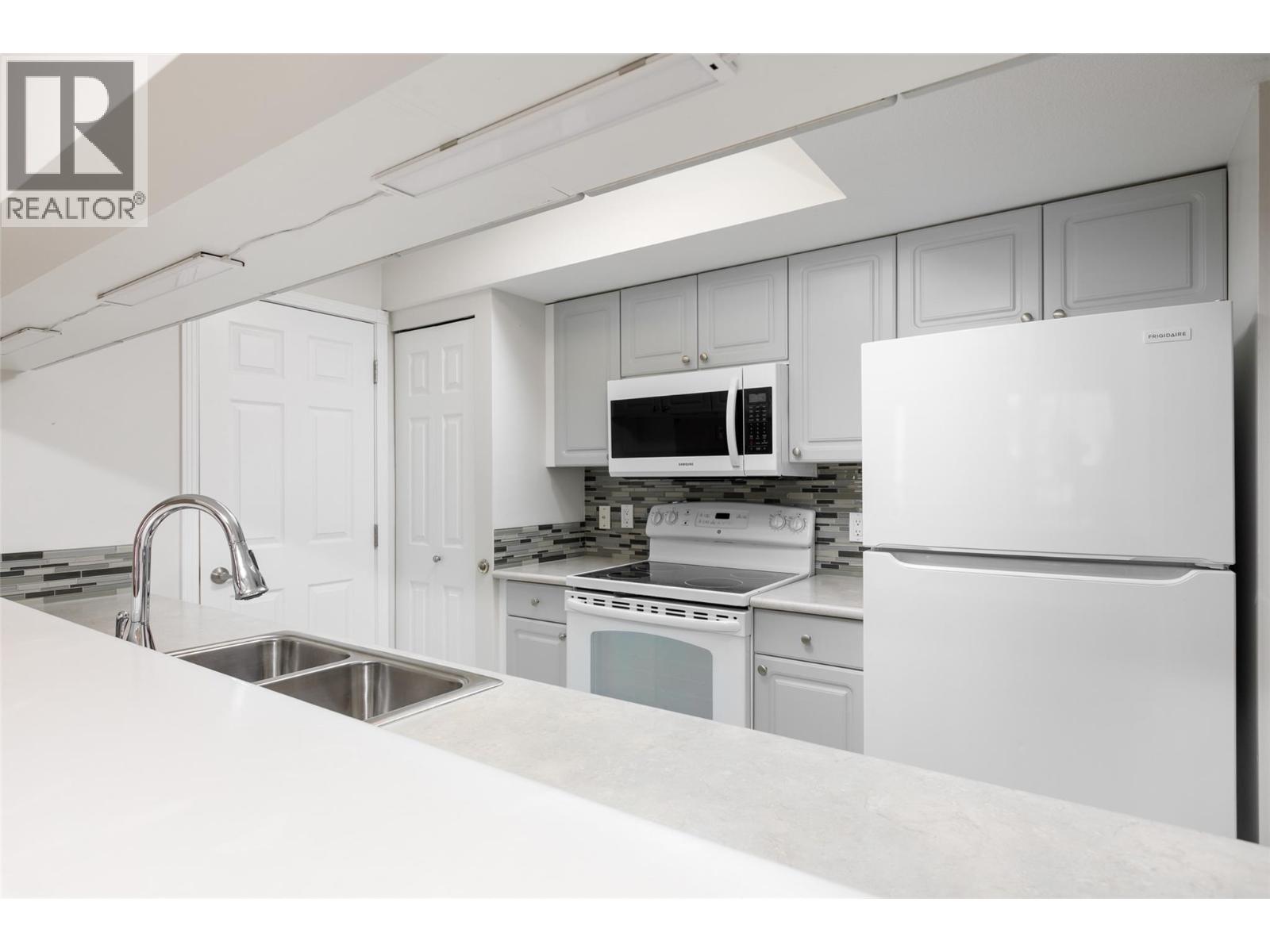 1160 Sunset Drive Unit# 505