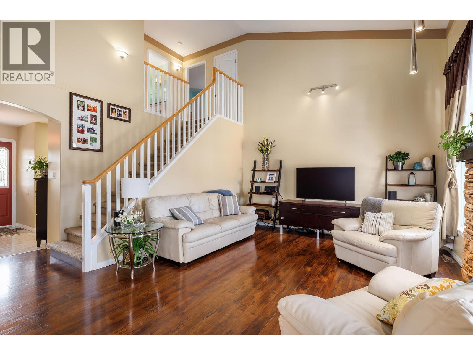 2212 Chilcotin Crescent