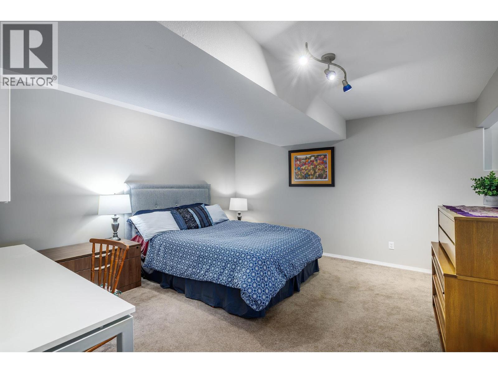 2212 Chilcotin Crescent