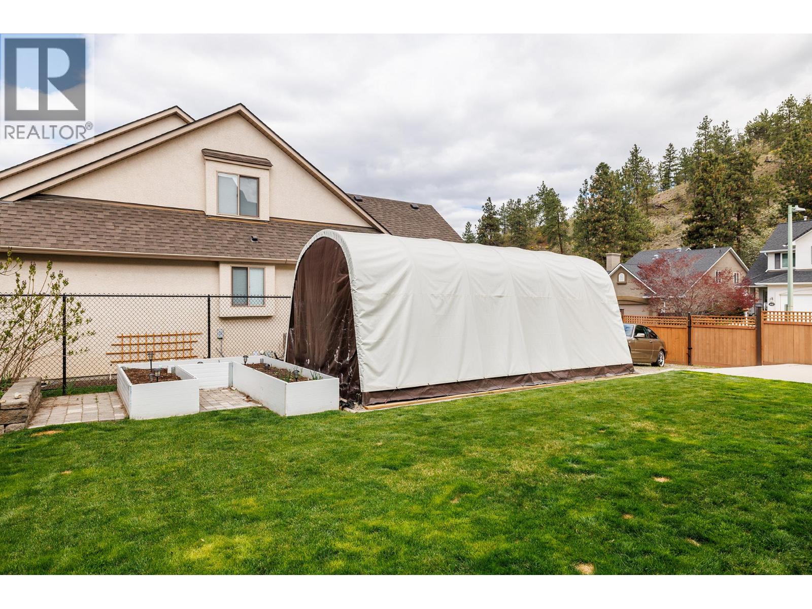2212 Chilcotin Crescent