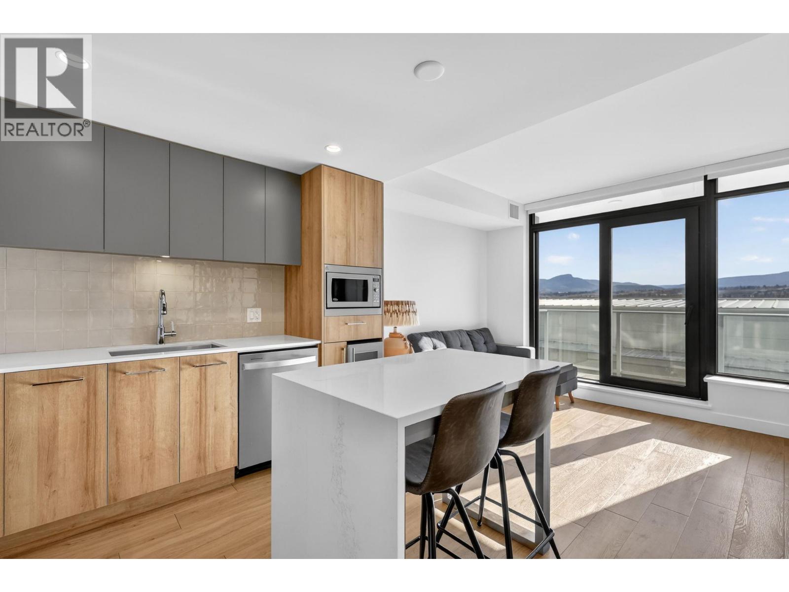 3699 Capozzi Road Unit# 703