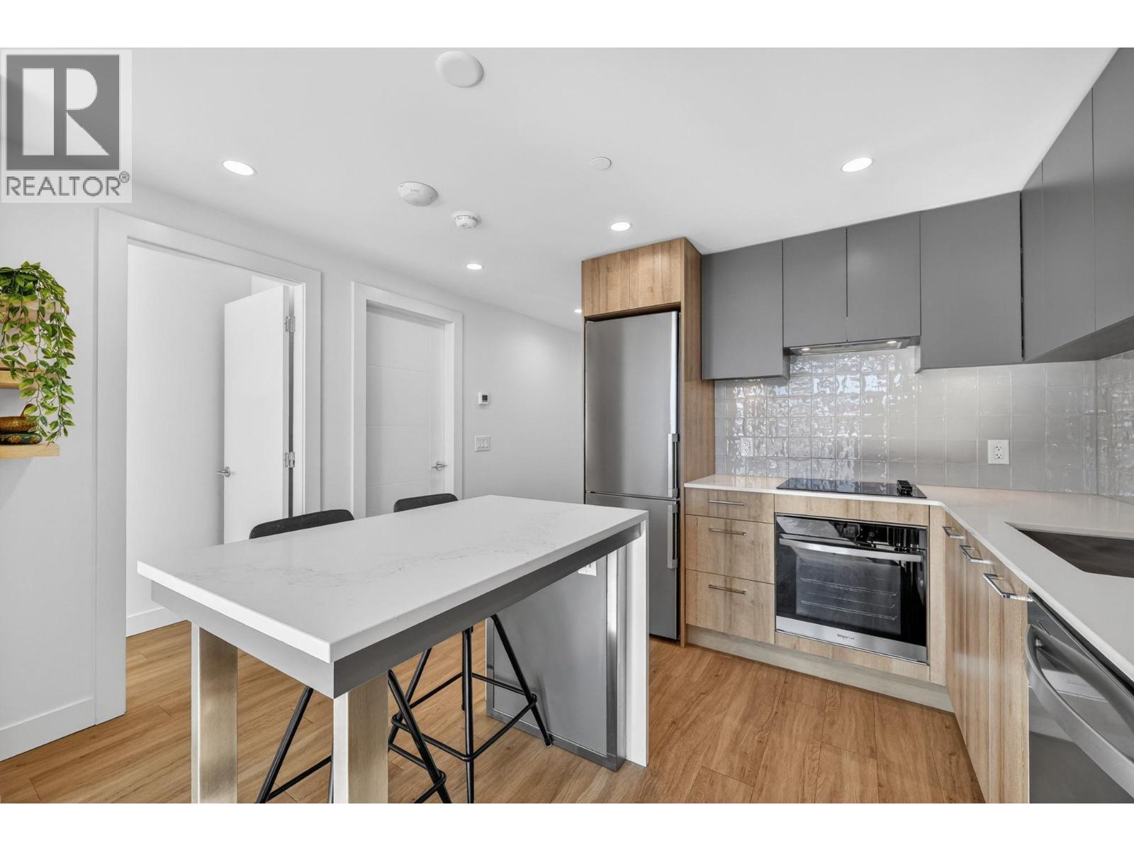 3699 Capozzi Road Unit# 703