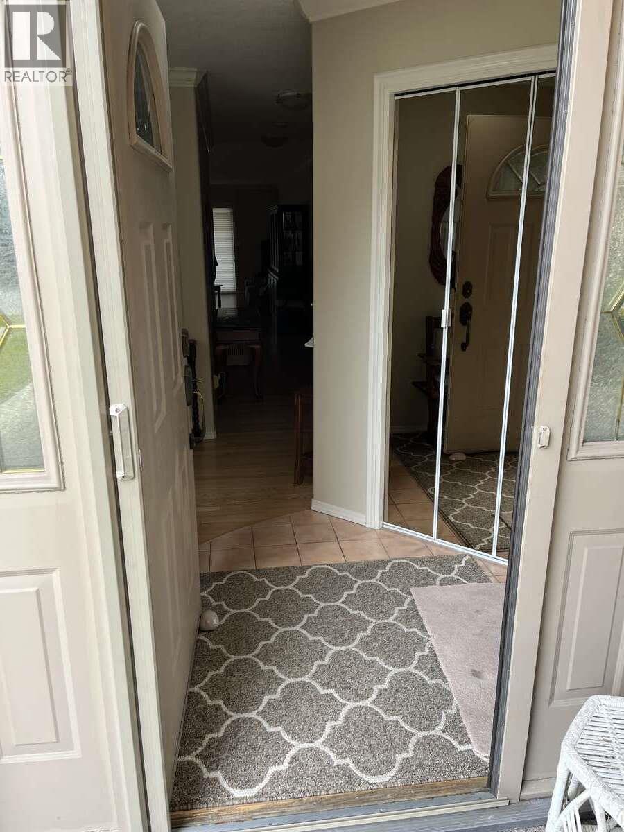 860 Lanfranco Road Unit# 11