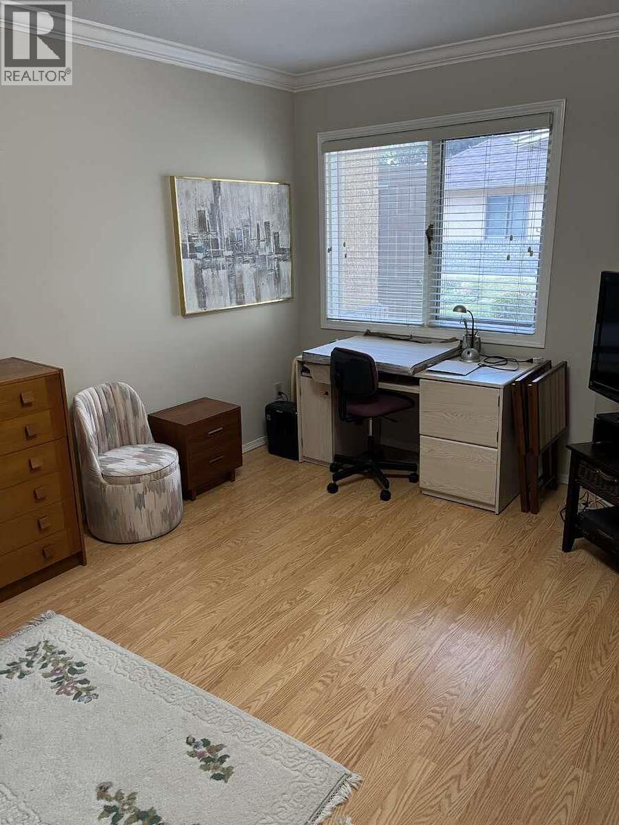 860 Lanfranco Road Unit# 11