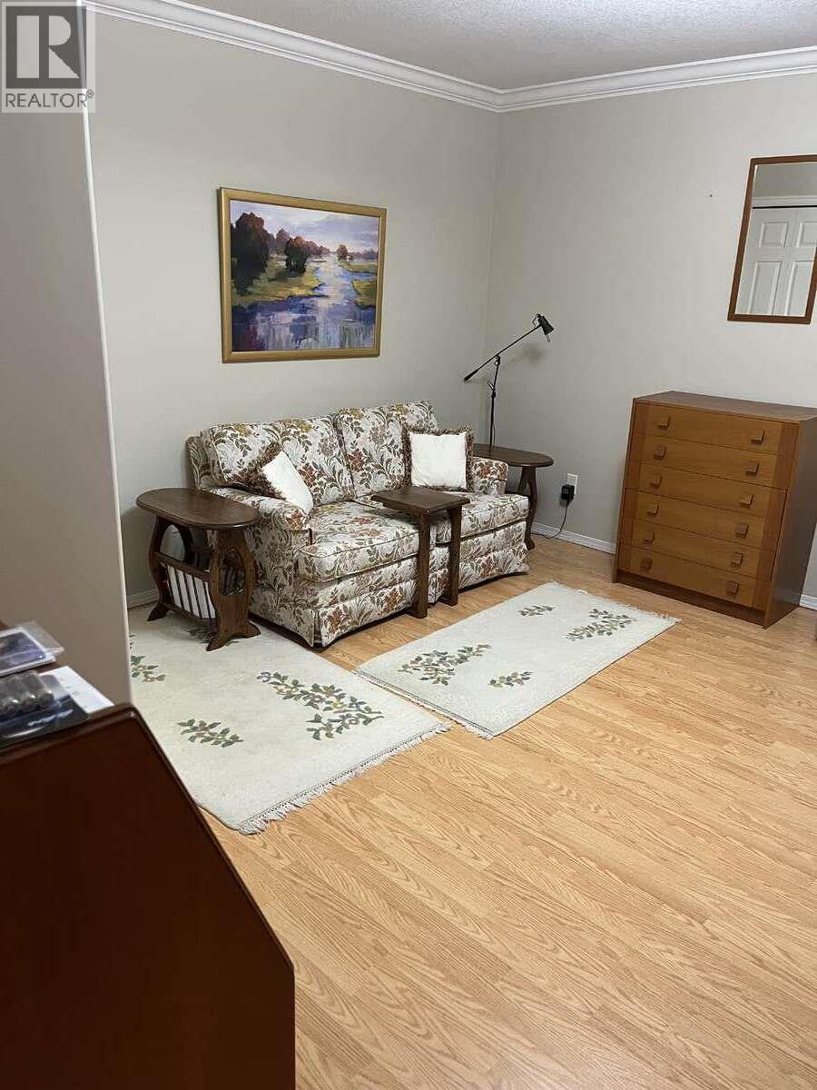 860 Lanfranco Road Unit# 11