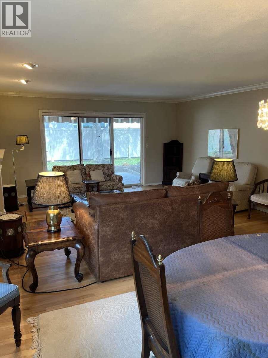 860 Lanfranco Road Unit# 11
