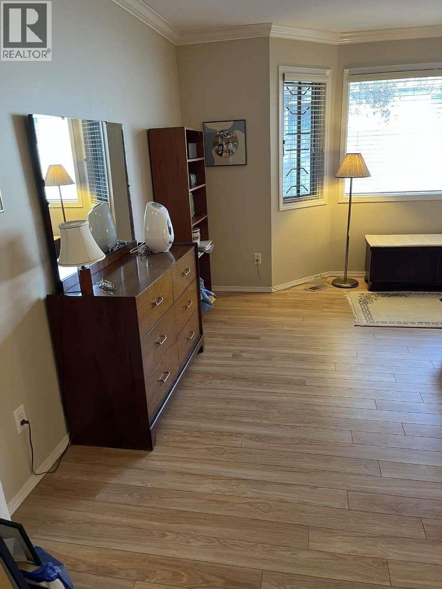 860 Lanfranco Road Unit# 11