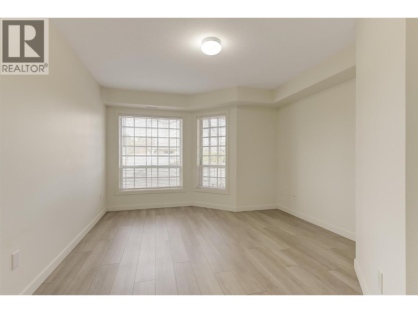 2370 Stillingfleet Road Unit# 119