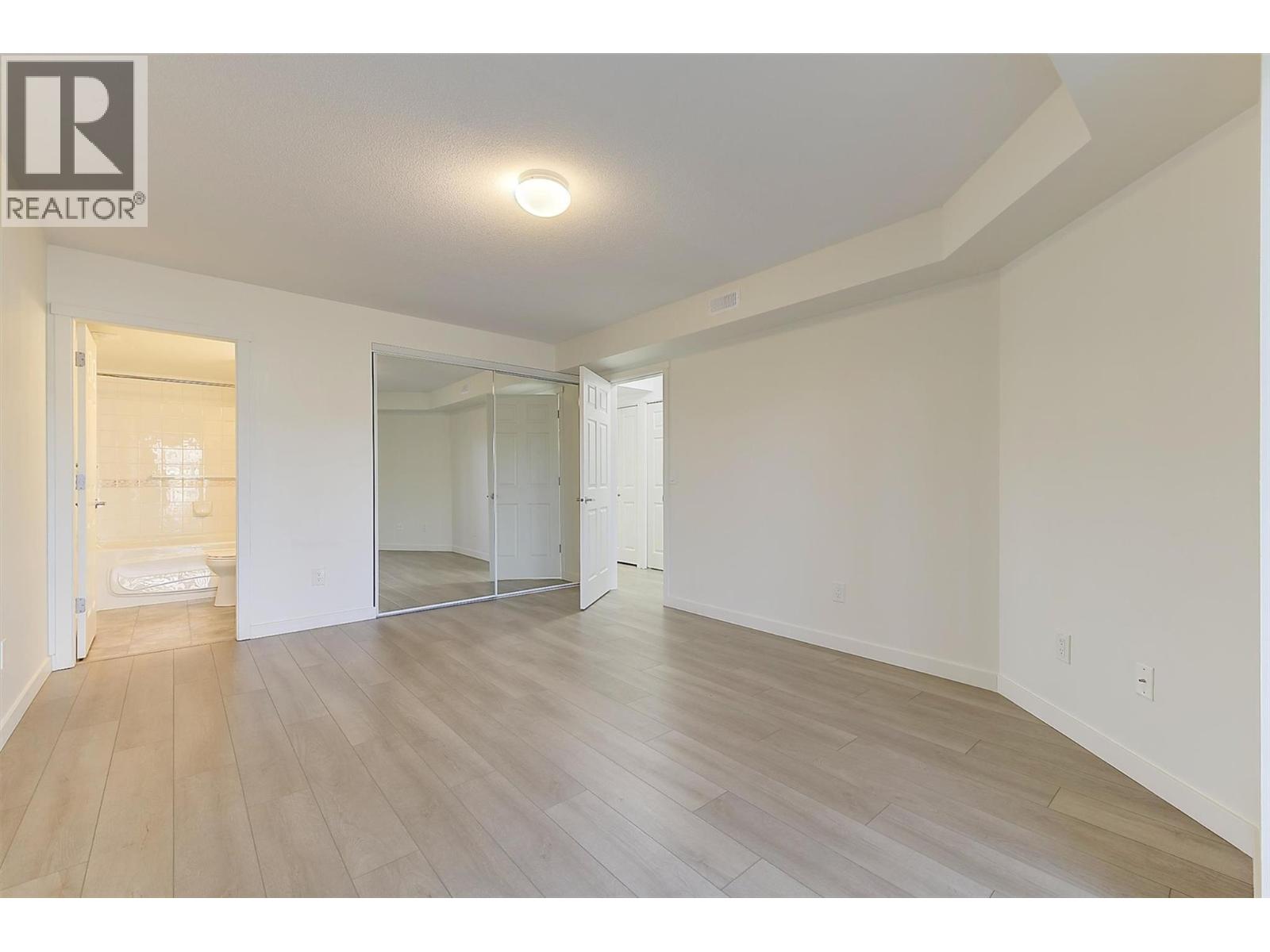2370 Stillingfleet Road Unit# 119