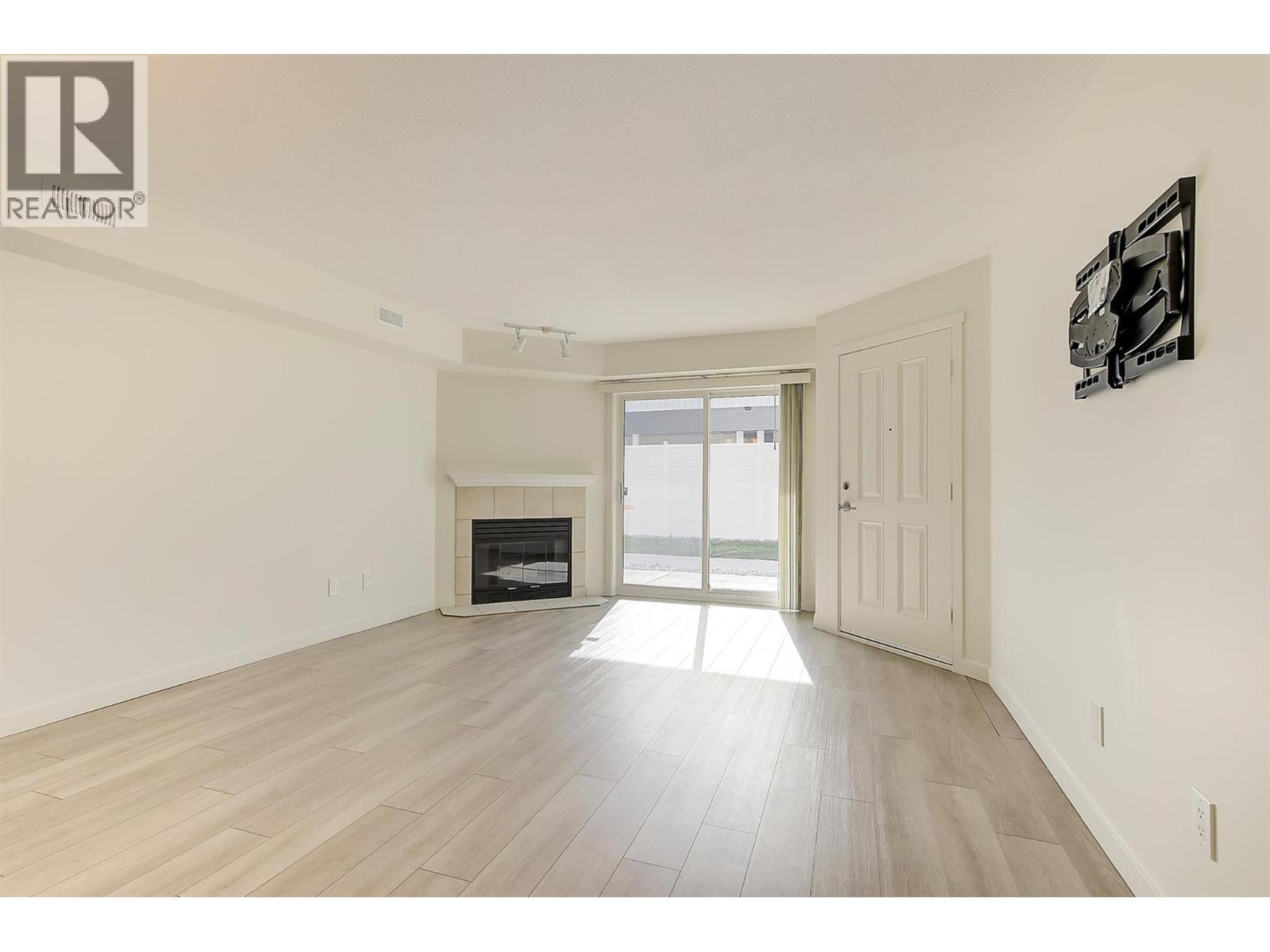 2370 Stillingfleet Road Unit# 119