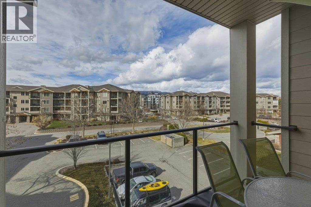 3739 Casorso Road Unit# 316