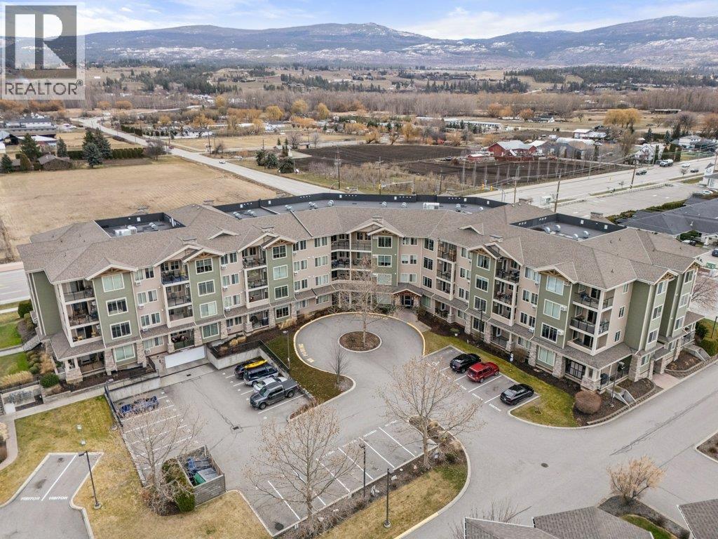 3739 Casorso Road Unit# 316
